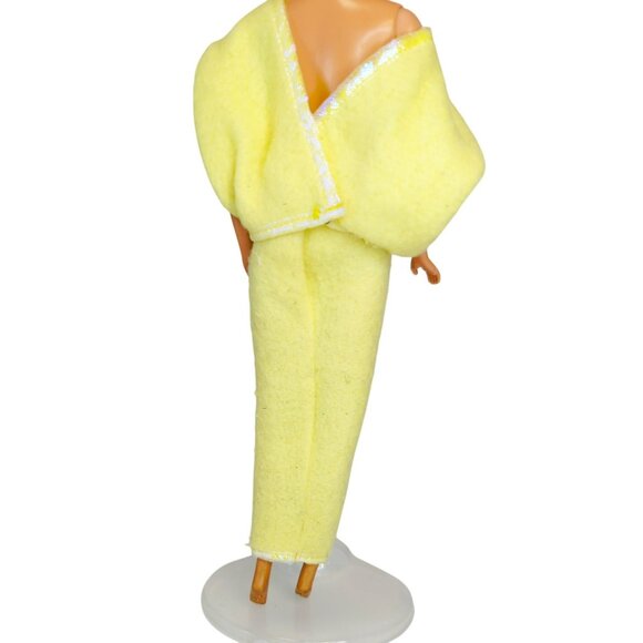 Vintage Barbie 1986 Pet Show Yellow & Gold Outfit With Skirt & Top 3658 - Picture 2 of 6